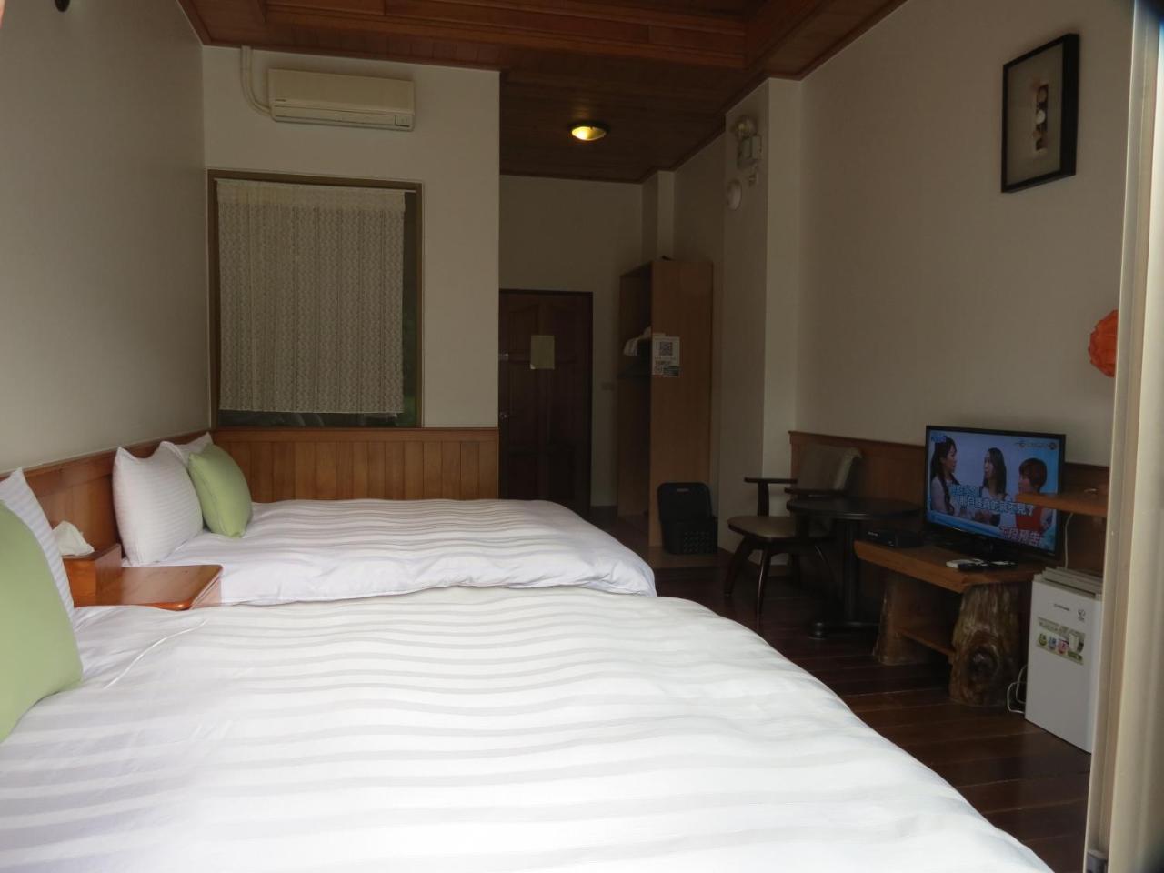 Seasons Inn Цзяоси Экстерьер фото